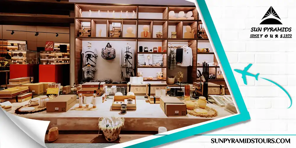 Visitor Amenities & Surroundings